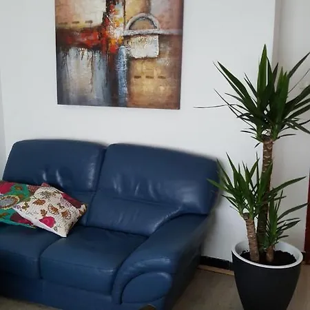 Appartement Avec Terrasse Quartier Montplaisir Arles Exterior foto