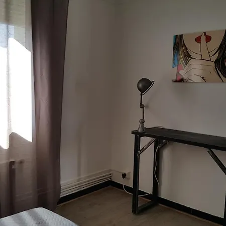 Appartement Avec Terrasse Quartier Montplaisir Arles Exterior foto